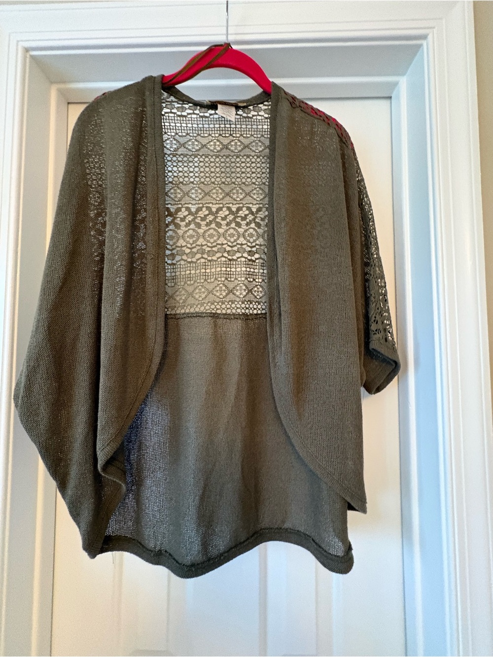 Olive Green Lace-Back Open-Front Crop top